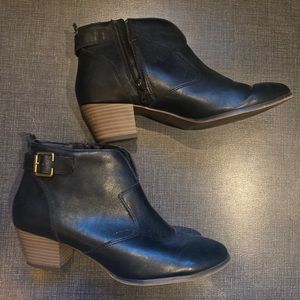 Apt9 black booties, size 10